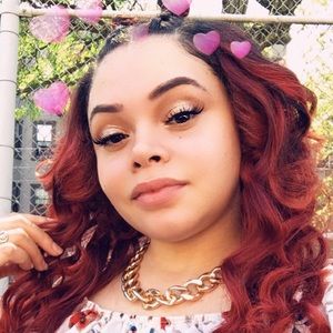 Meet your Posher, Goldie